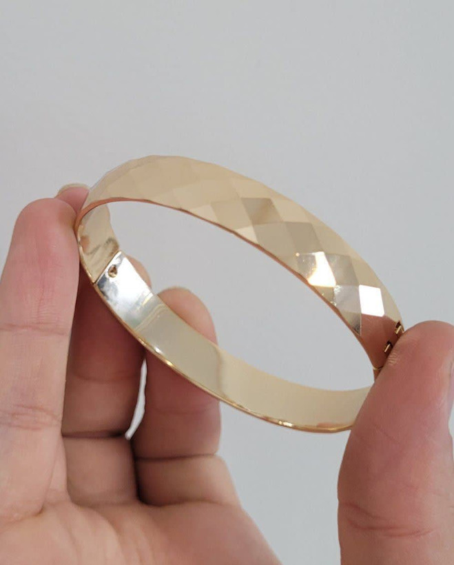 دستبند چفتی کارتیه ژوپینگ | طراحی باریک براق